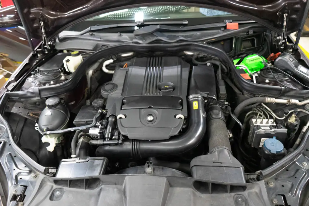 car engine 