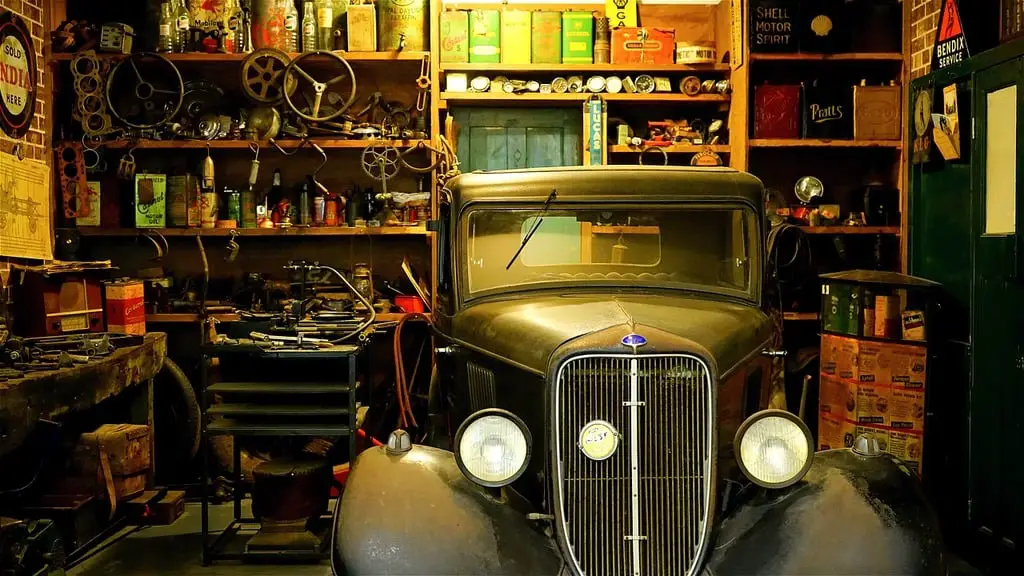 Car Servicing & Repair Workshop | Automotive Mechanic Garage.